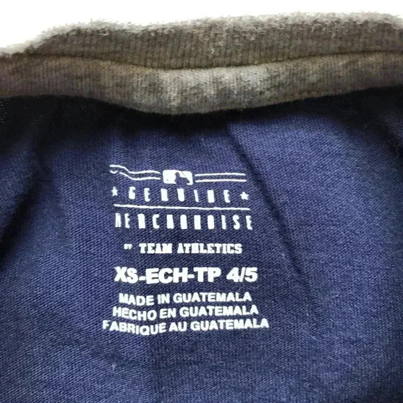 New York Yankees  Blue T-Shirt Size Extra Small - Picture 9 of 16